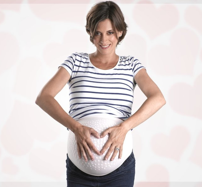 Ten ideas for announcing your pregnancy on Valentine’s Day